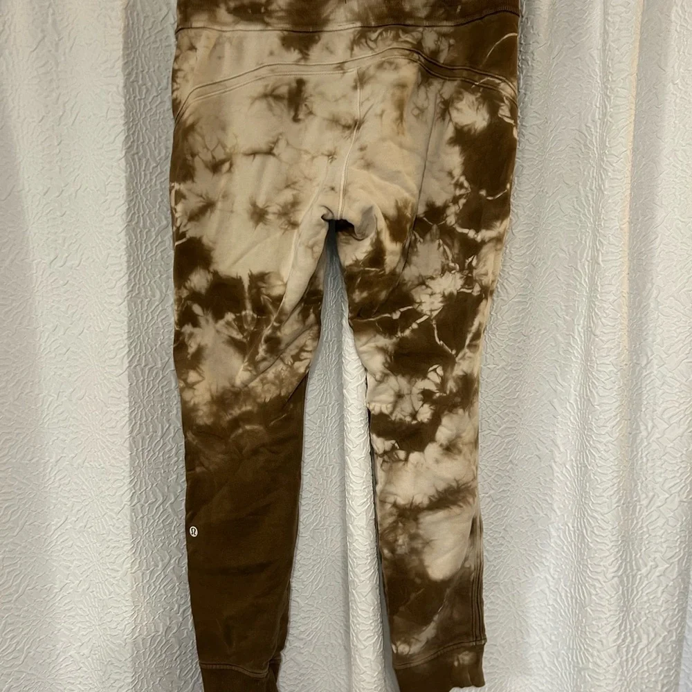 Lululemon Tie-Dye Jogger Pants